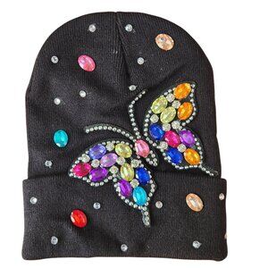 Stylish women’s black beanie featuring sparkling crystals